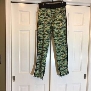 Akoo Jogger Side Stripe Jungle Print Size M Pants Upscale Athleisure Streetwear